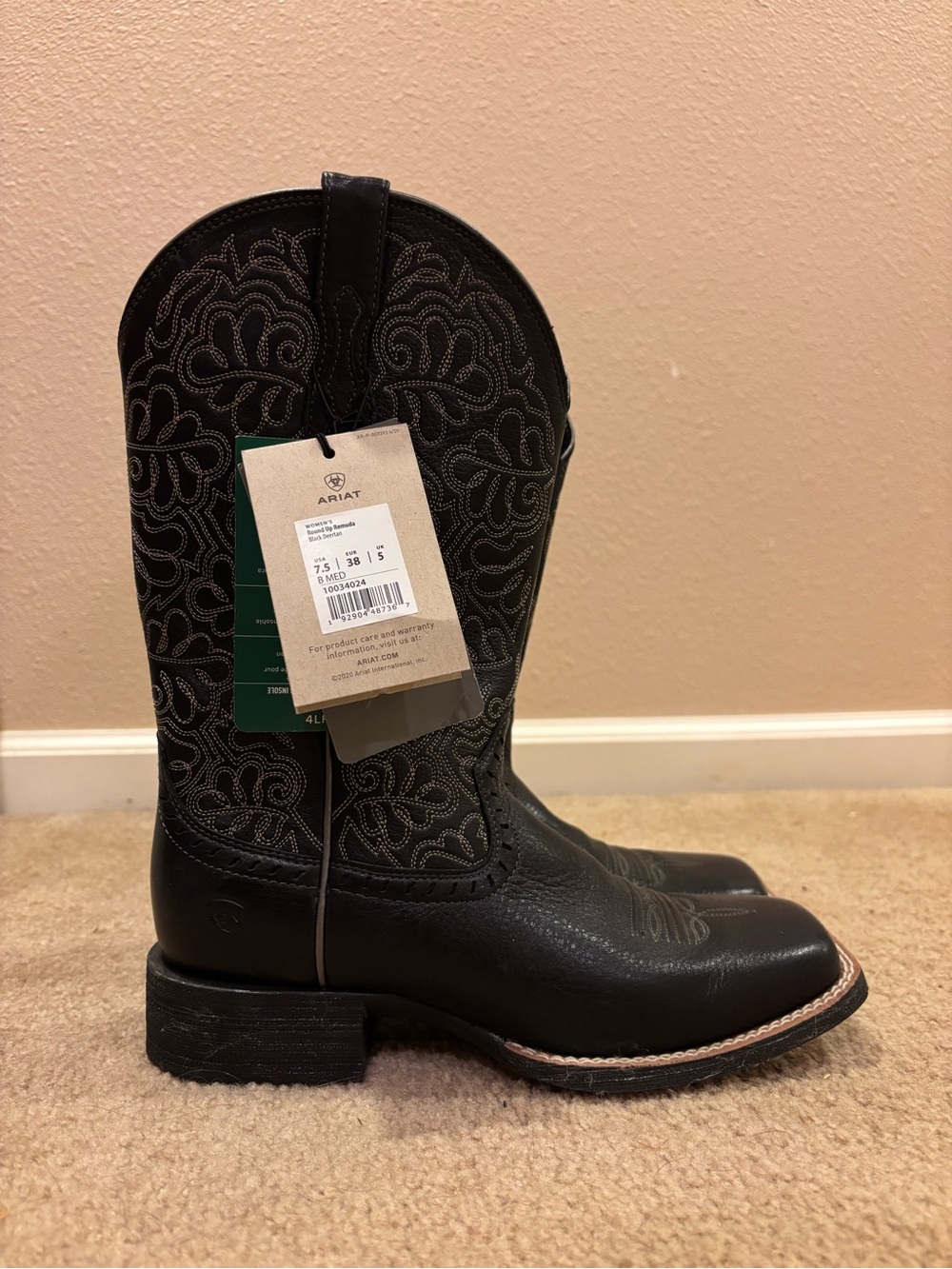Ariat Women’s Round Up Remuda Boots in Black Deertan